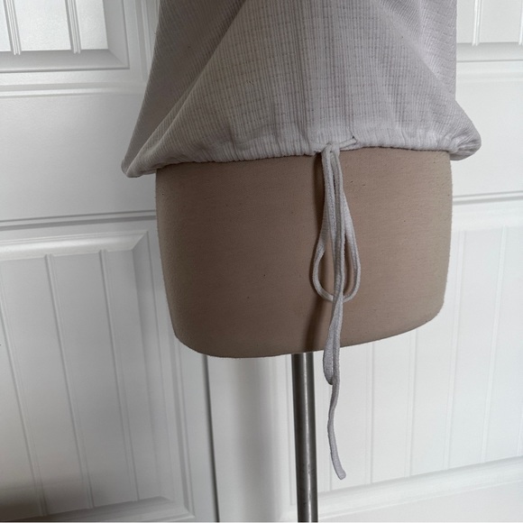 Como Vintage White Short Sleeve Tee - Picture 3 of 7